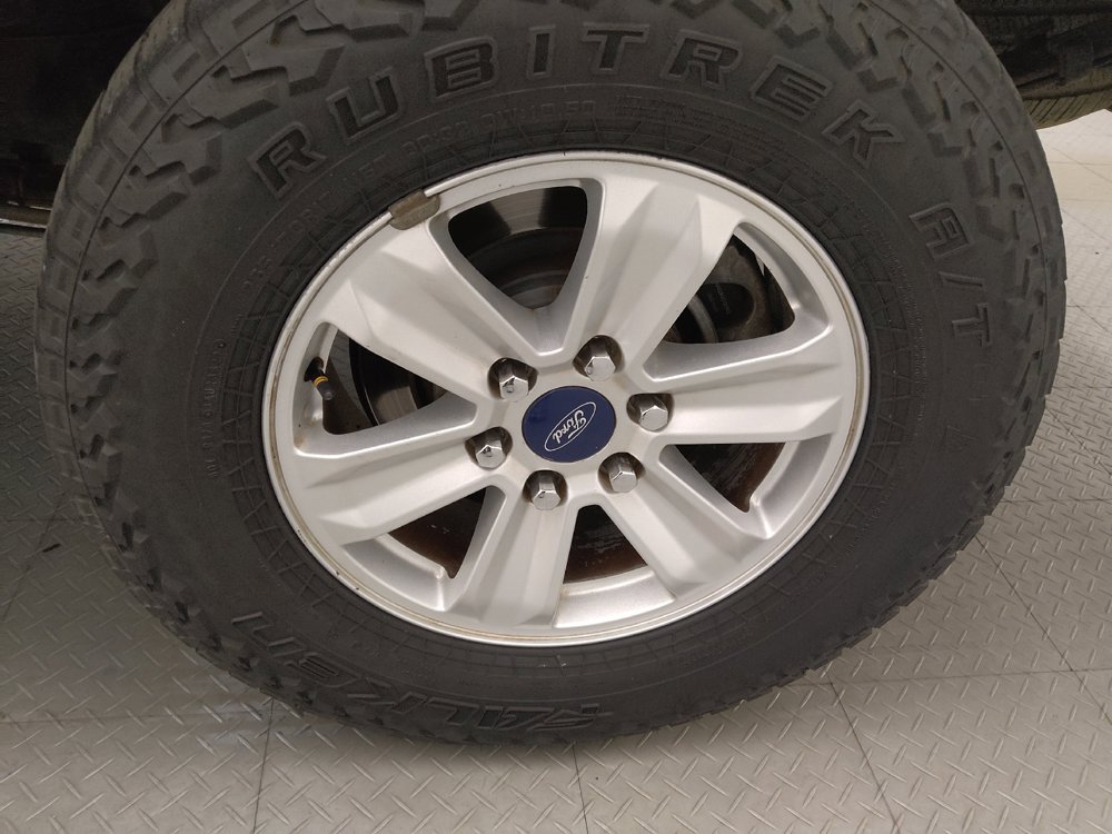 Used 2016 Ford F150 XLT w/ Trailer Tow Package RWD image 31