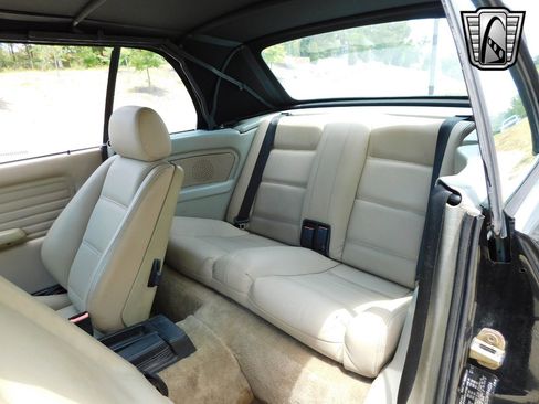 Used 1987 BMW 325i Convertible image 23