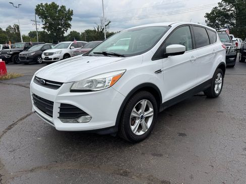Used 2016 Ford Escape SE AWD/4WD image 1