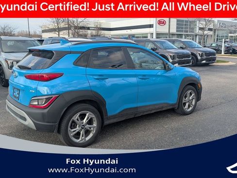 Used 2023 Hyundai Kona SEL image 2
