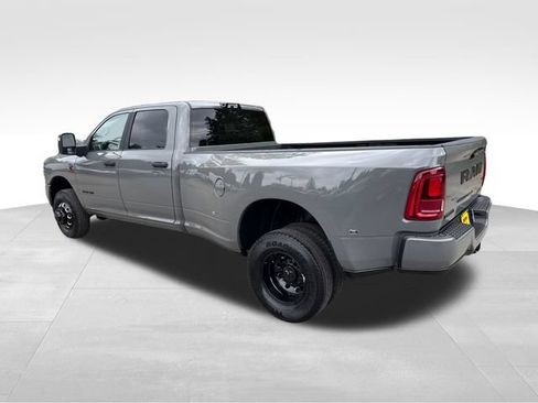 New 2026 RAM 3500 Big Horn AWD/4WD image 5