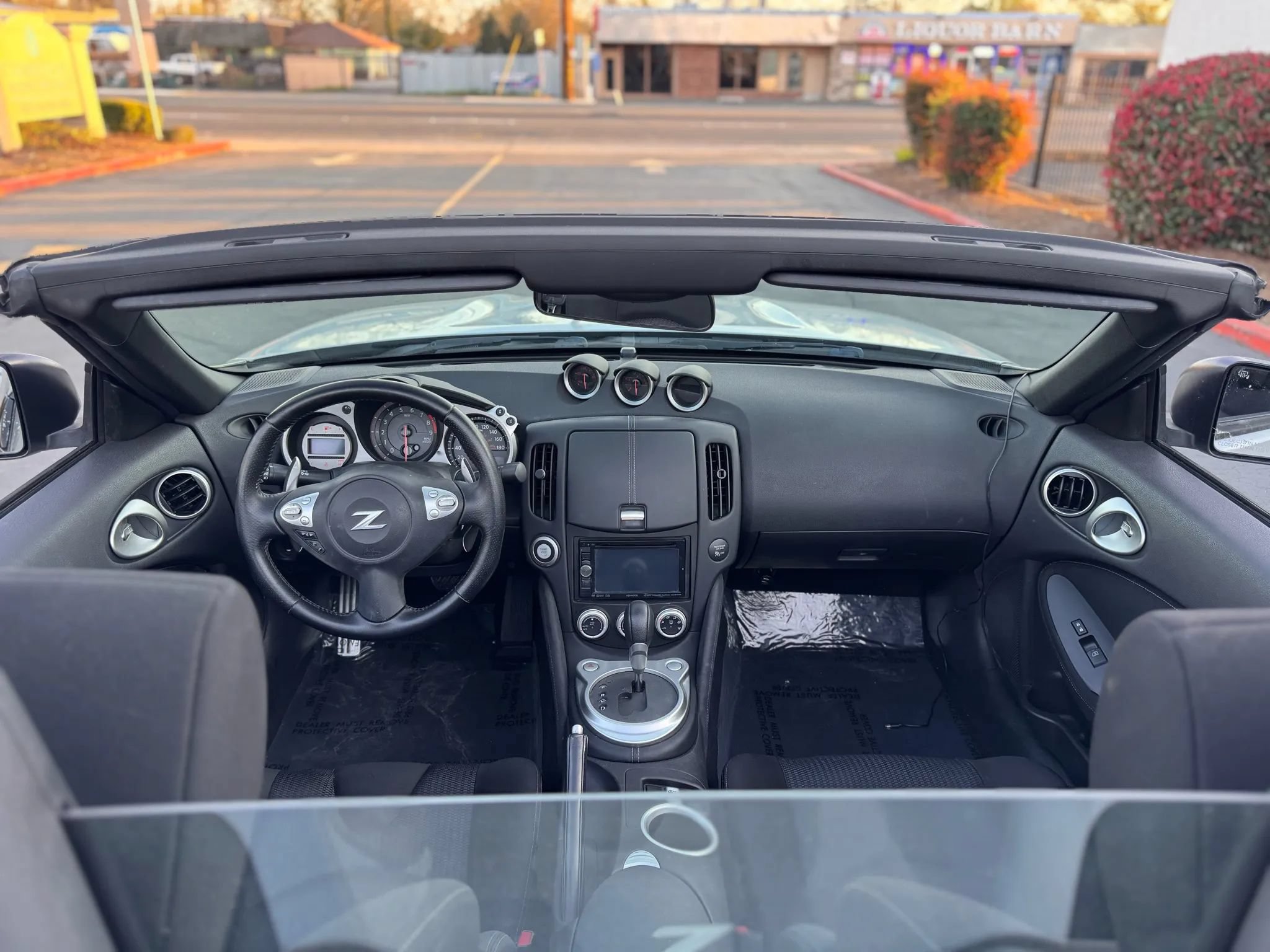 Used 2012 Nissan 370Z Roadster RWD image 27