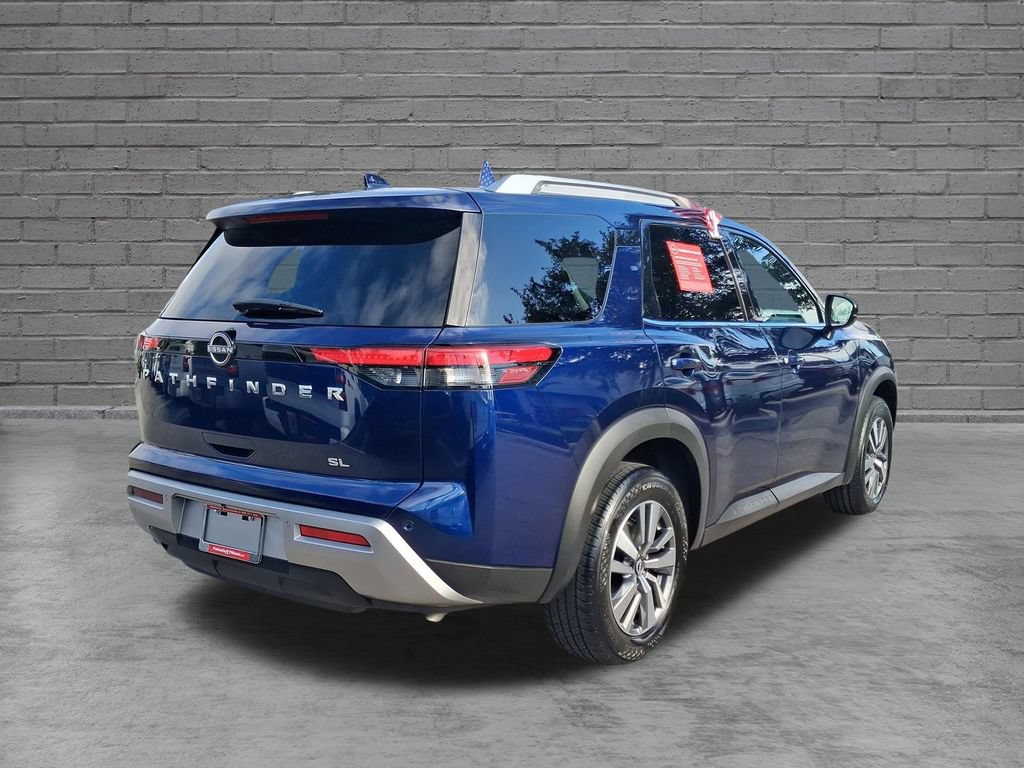 Certified 2025 Nissan Pathfinder SL FWD image 11