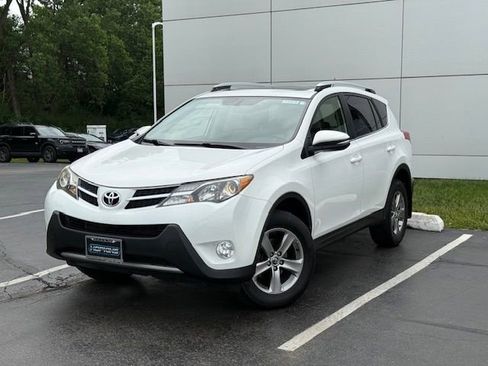 Used 2015 Toyota RAV4 XLE w/ Outdoor Package AWD/4WD image 2