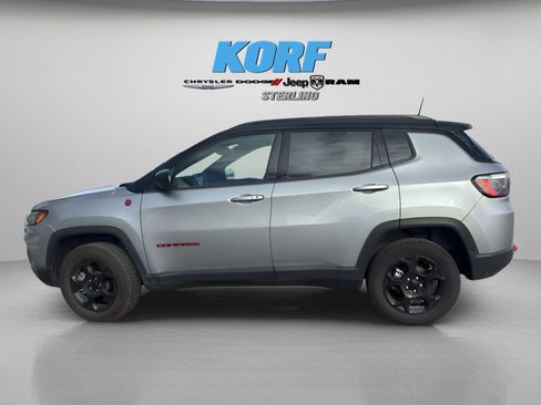 Used 2024 Jeep Compass Trailhawk image 8