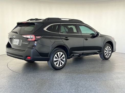 Used 2024 Subaru Outback Premium w/ Popular Package #1A image 4