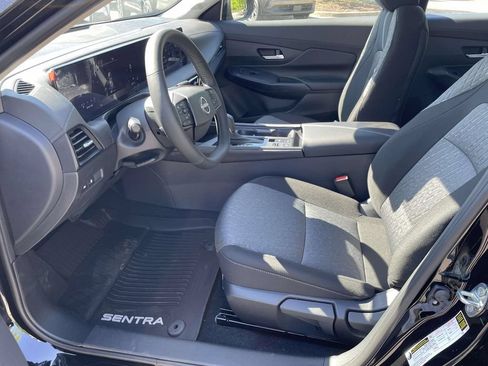 New 2026 Nissan Sentra SV w/ SV Convenience Package FWD image 20