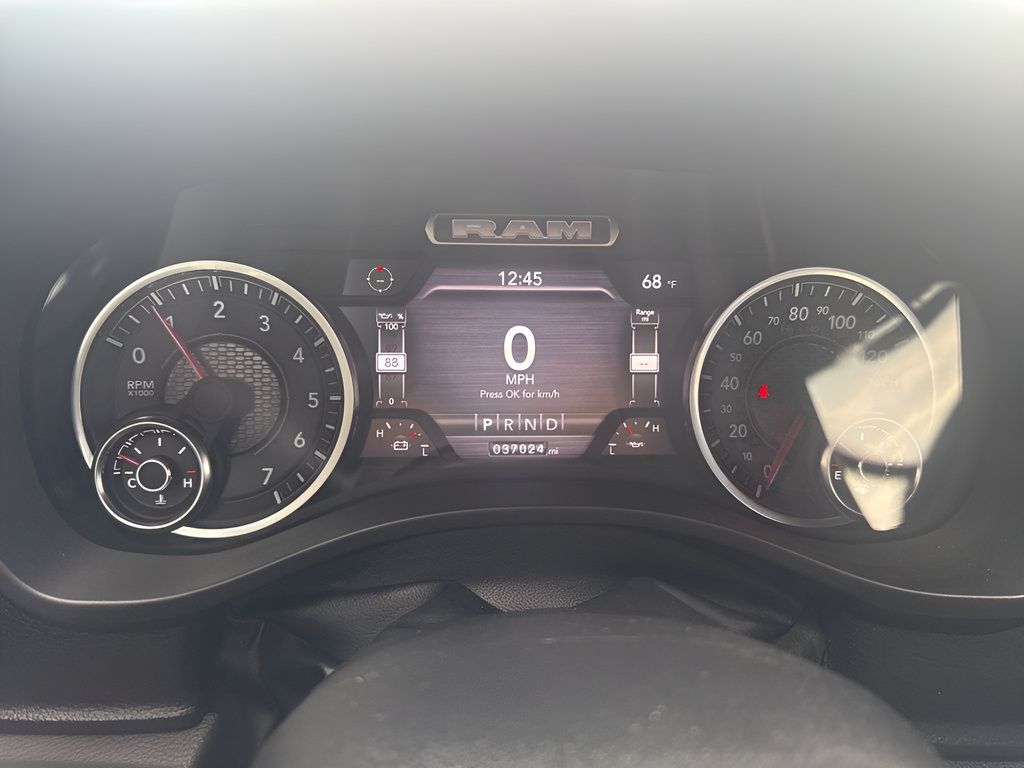 Used 2023 RAM 1500 Laramie AWD/4WD image 18