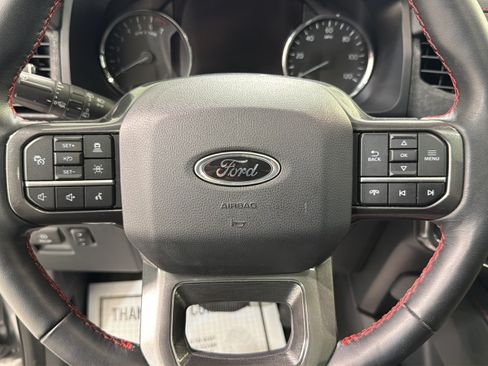 Used 2023 Ford Expedition Limited AWD/4WD image 12