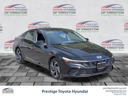 Certified 2025 Hyundai Elantra SEL