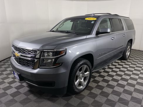 Used 2018 Chevrolet Suburban LS w/ All-Season Package image 8