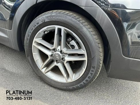 Used 2017 Hyundai Santa Fe AWD w/ SE Ultimate Tech Package 03 image 24
