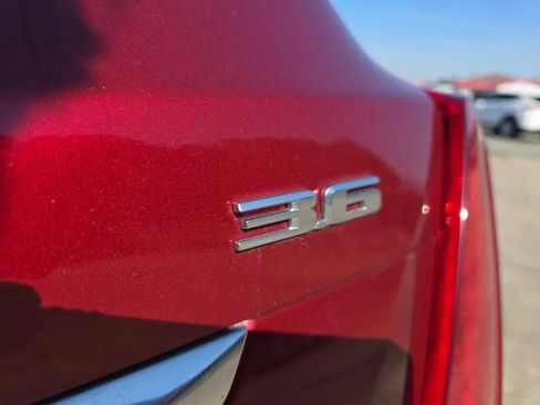 Used 2019 Cadillac XT5 AWD image 12