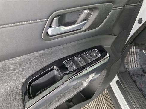 New 2026 Nissan Pathfinder SL AWD/4WD image 46