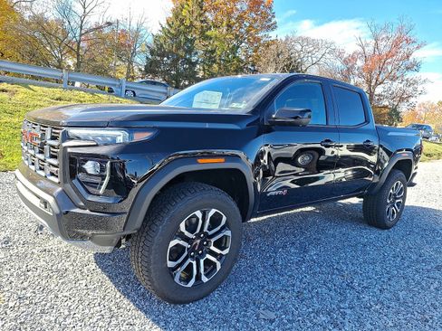 New 2026 GMC Canyon AT4 w/ Technology Plus Package image 2