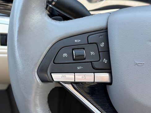 Certified 2024 Cadillac XT6 Premium Luxury w/ Technology Package AWD/4WD image 25