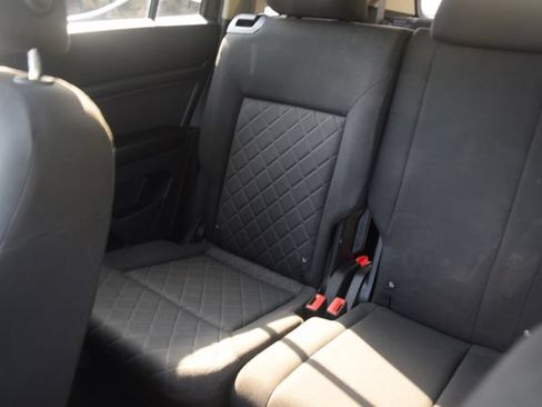 Used 2018 Volkswagen Atlas Launch Edition FWD image 15