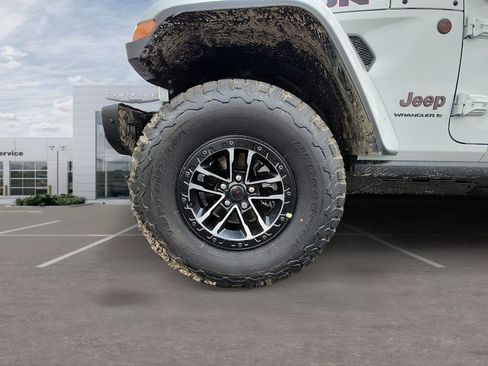 New 2026 Jeep Wrangler Unlimited Rubicon image 10