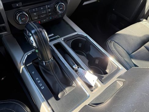 Used 2018 Ford F150 Lariat image 23