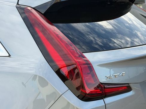 Used 2024 Cadillac XT4 Premium Luxury image 15