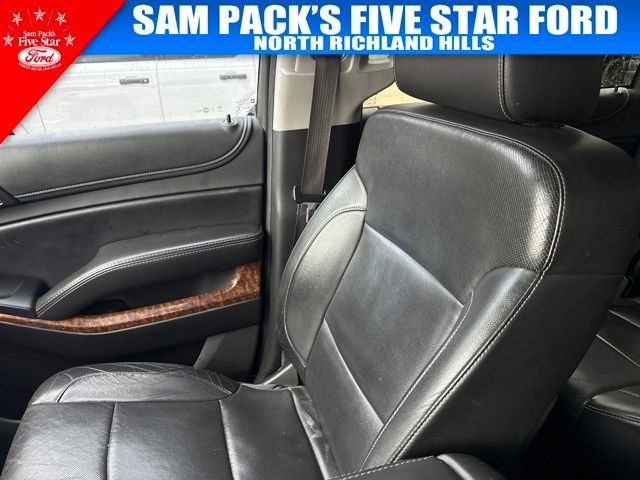 Used 2016 Chevrolet Suburban LTZ RWD image 12