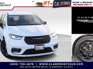 Used 2024 Chrysler Pacifica Limited FWD 360° Tour