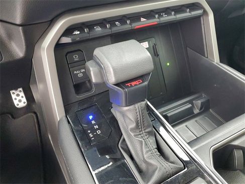 Used 2022 Toyota Tundra Limited w/ TRD Off-Road Package image 31