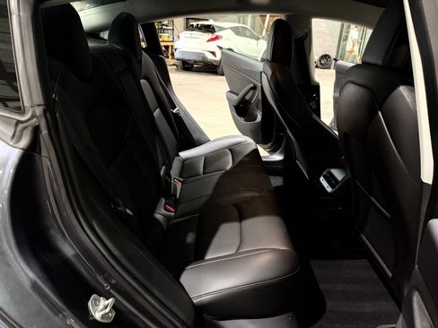 Used 2019 Tesla Model 3 Long Range AWD/4WD image 22