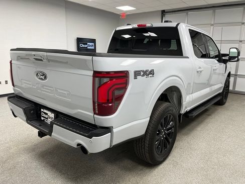 Used 2025 Ford F150 Lariat AWD/4WD image 10