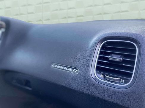 Used 2016 Dodge Charger SXT w/ Driver Confidence Group image 34