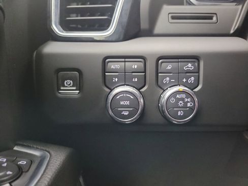 Used 2022 GMC Sierra 1500 Denali image 14