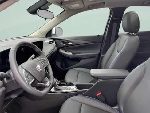 Used 2026 Buick Encore GX Sport Touring w/ Advanced Technology Package AWD/4WD image 14