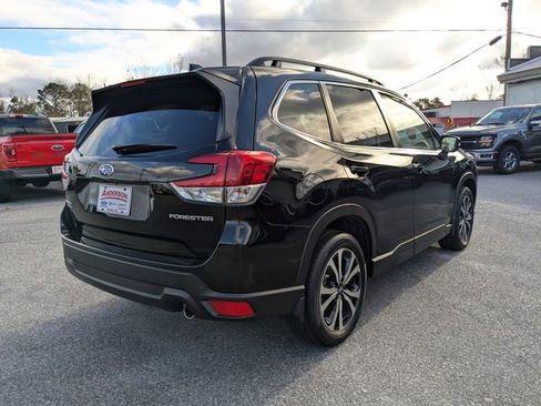 Used 2024 Subaru Forester Limited AWD/4WD image 4