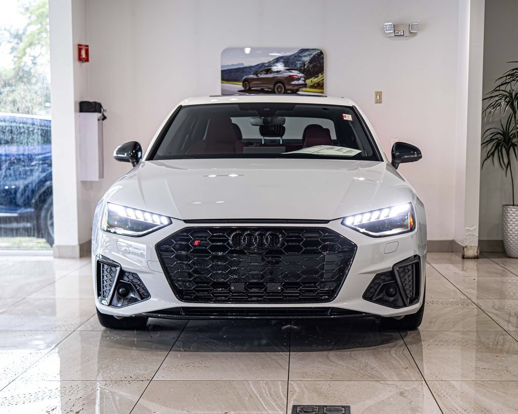 Used 2023 Audi S4 Prestige AWD/4WD image 2