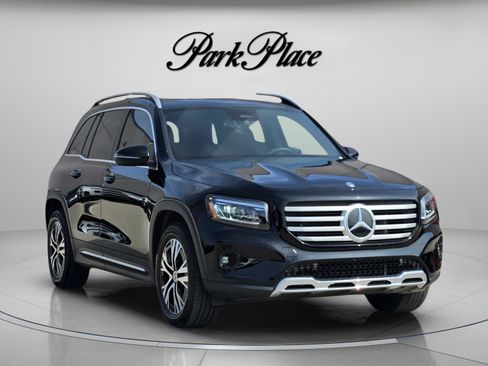 Used 2026 Mercedes-Benz GLB 250 image 5