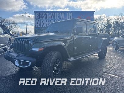 Used 2023 Jeep Gladiator Sport