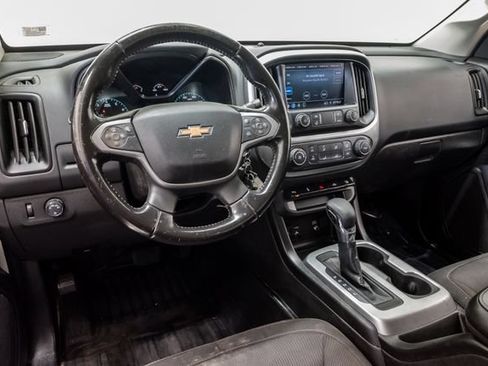Used 2022 Chevrolet Colorado LT w/ Fleet Safety Package RWD image 7