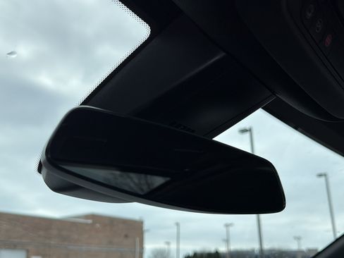 Certified 2025 Cadillac XT5 Premium Luxury image 28