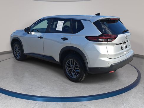 Certified 2024 Nissan Rogue S AWD/4WD image 7