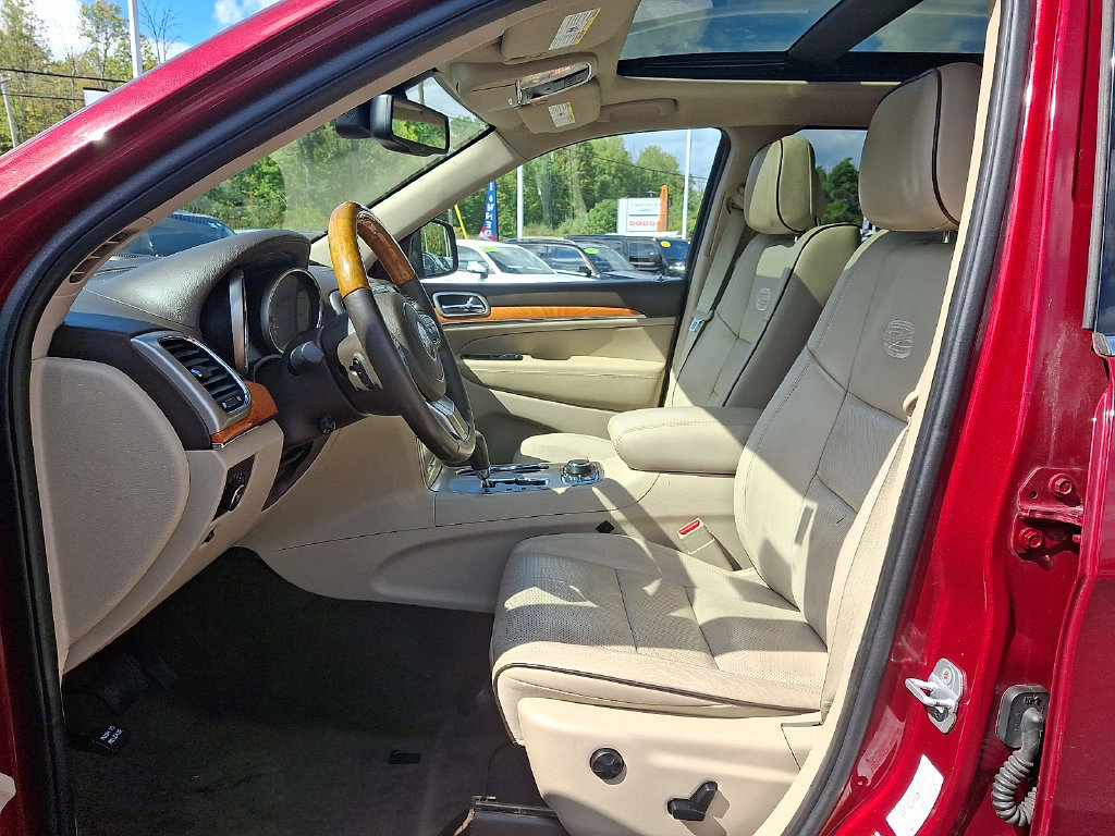 Used 2012 Jeep Grand Cherokee Overland AWD/4WD image 14
