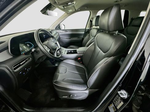 Used 2025 Hyundai Palisade SEL FWD image 13