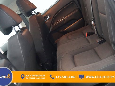 Used 2020 GMC Canyon SLE w/ Elevation Edition image 14