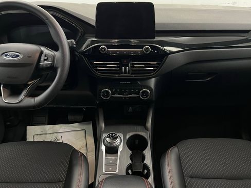 Used 2025 Ford Escape ST-Line image 14