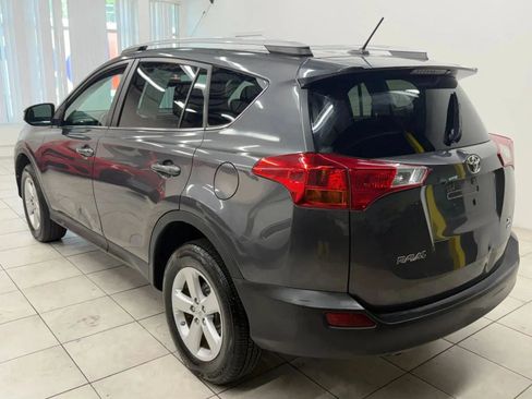 Used 2013 Toyota RAV4 XLE AWD/4WD image 7