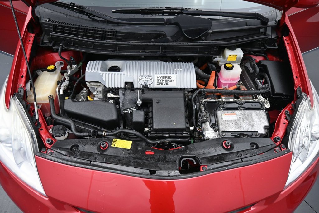 Used 2012 Toyota Prius Three w/ Solar Roof Pkg FWD image 19