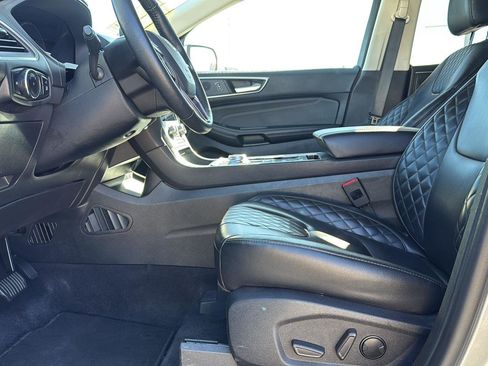 Used 2024 Ford Edge Titanium AWD/4WD image 19