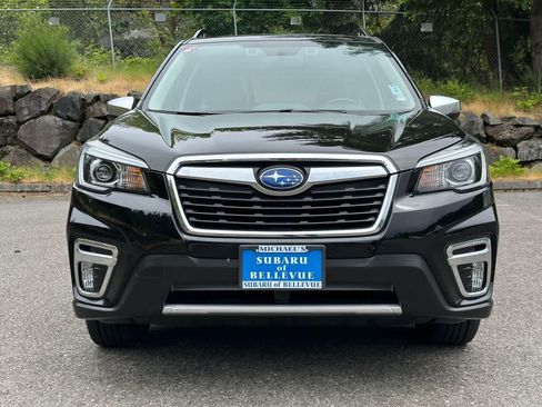 Used 2020 Subaru Forester Touring AWD/4WD image 5