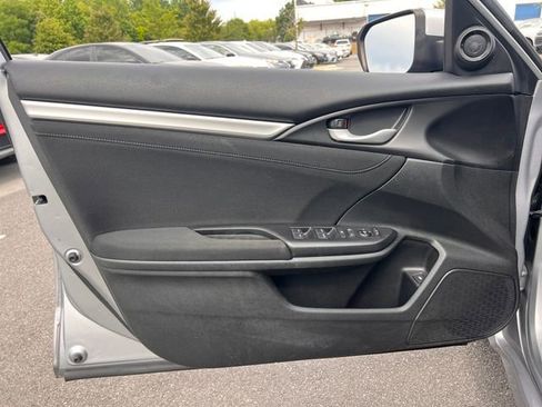 Used 2018 Honda Civic EX-T image 10