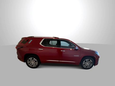 Used 2023 Chevrolet Traverse High Country w/ LPO, Floor Liner Package image 9