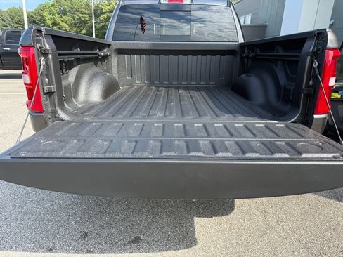 New 2026 RAM 1500 Big Horn AWD/4WD image 19